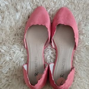 Coral slip on flats